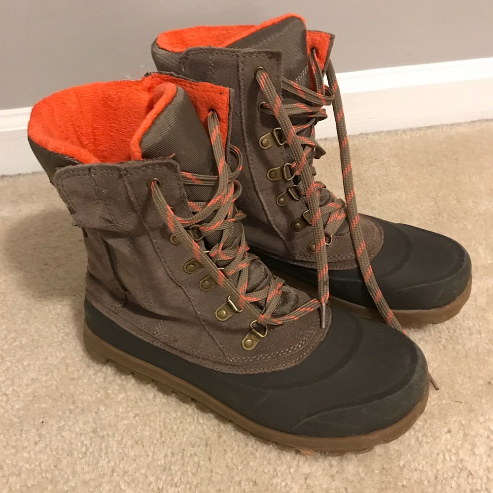 BareTraps Lace up boots size 8.5